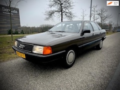 Audi 100 - 1.8, BELASTINGVRIJ, MET NIEUWE APK