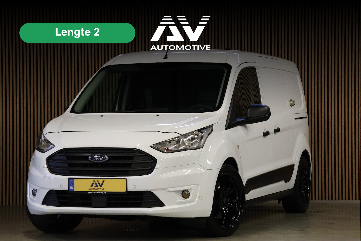 Ford Transit Connect - 1.5 EcoBlue L2 120 PK | CarPlay | Camera | Stoelverwarming | Betimmering | PDC V+A | 3-Zit - AutoWereld.nl