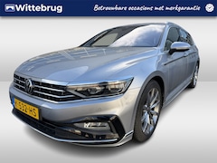 Volkswagen Passat Variant - 1.5 TSI 150pk R-Line Business Plus DSG Automaat Camera / R-Line / Navigatie / Clima / El.