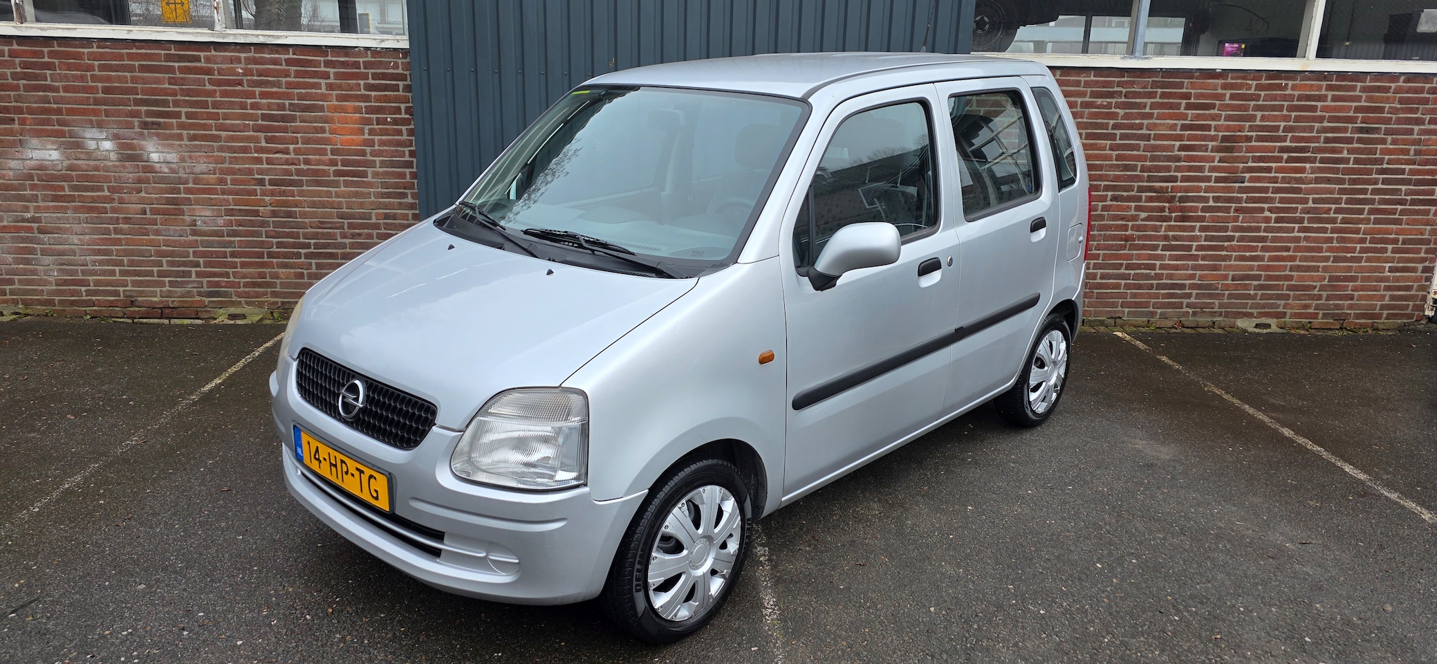 Opel Agila - 1.2-16V Comfort - AutoWereld.nl