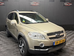 Chevrolet Captiva - 3.2i Executive | Pano | Leder | 4x4 | Nieuwe APK |