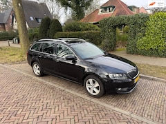 Skoda Octavia Combi - 1.6 TDI Greenline Businessline-schade