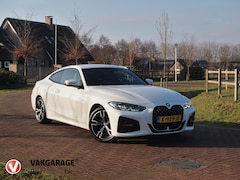 BMW 4-serie Coupé - 420i | M-Pakket | Camera | Sfeerverlichting | NL-Auto |