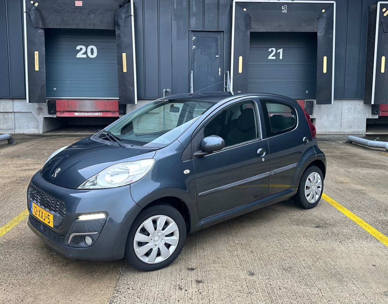 Peugeot 107 - 1.0 Active | Origineel NL | Airco | 5drs | NAP - AutoWereld.nl