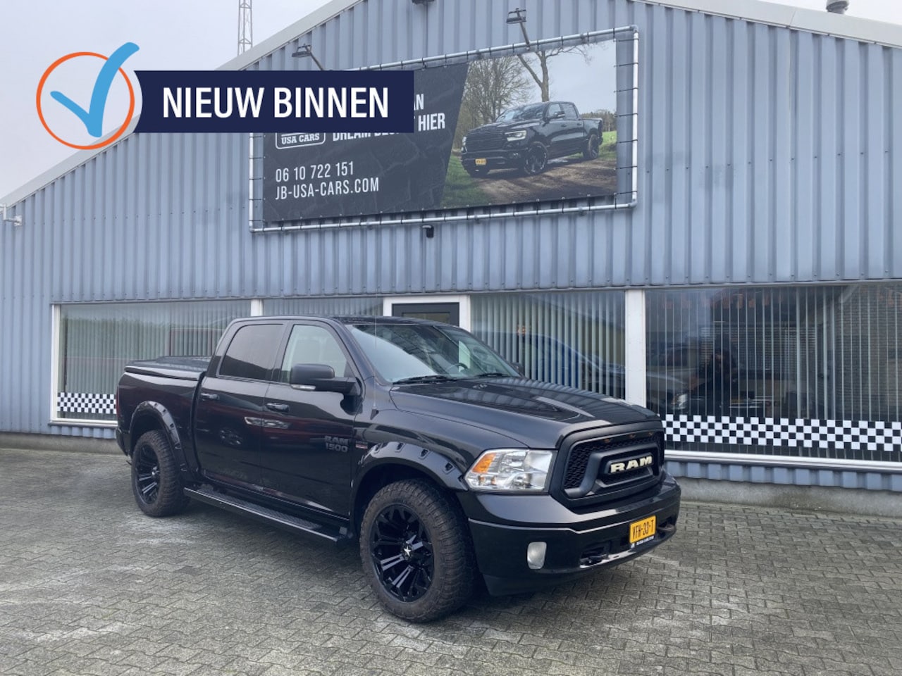 Dodge Ram 1500 - 5.7 V8 4x4 Black 2020 - AutoWereld.nl
