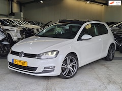 Volkswagen Golf - 1.4 TSI Highline, PANO , XENON, HALFLEDER , LM VELGEN, Inruil Mog