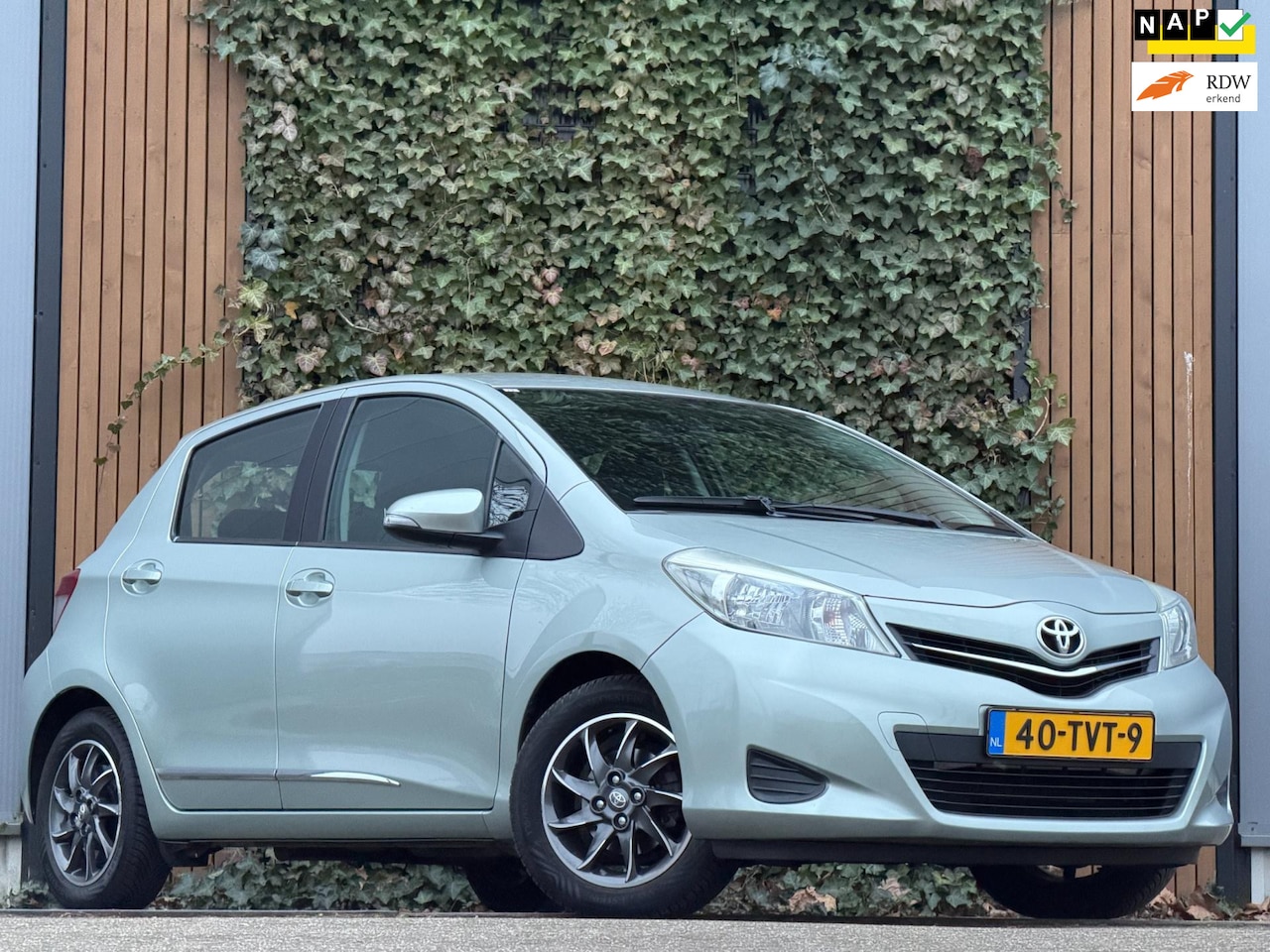 Toyota Yaris - 1.3 VVT-i Aspiration|CAMERA|HISTORIE - AutoWereld.nl