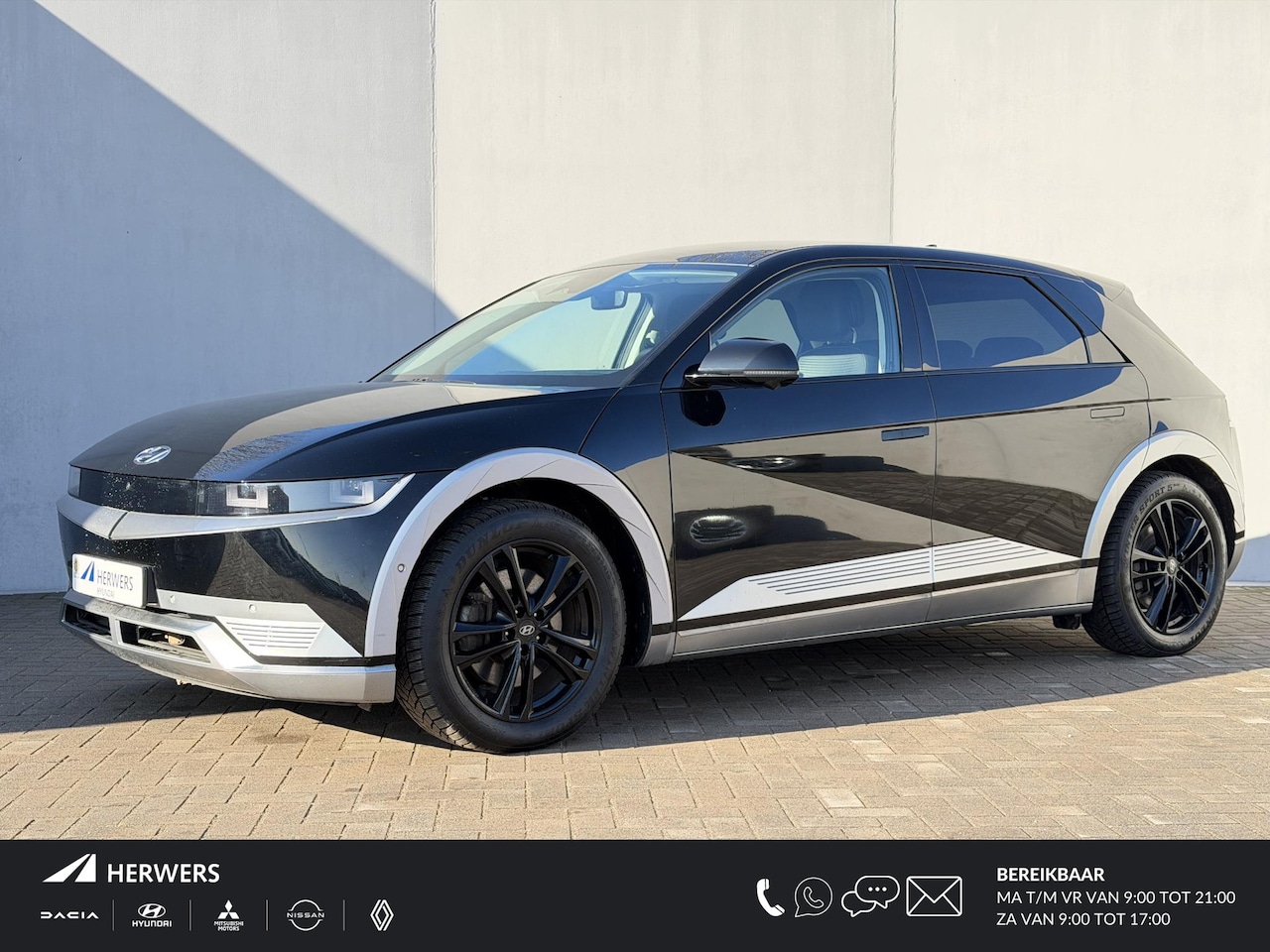 Hyundai IONIQ 5 - Lounge AWD 73kWh / Fabrieksgarantie tot 12-2026/ Dealer Onderhouden / HUD / Apple Carplay - AutoWereld.nl