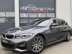 BMW 3-serie Touring - 320i M-Sport Pano Carplay H&K Stoelverw. Big-Brake
