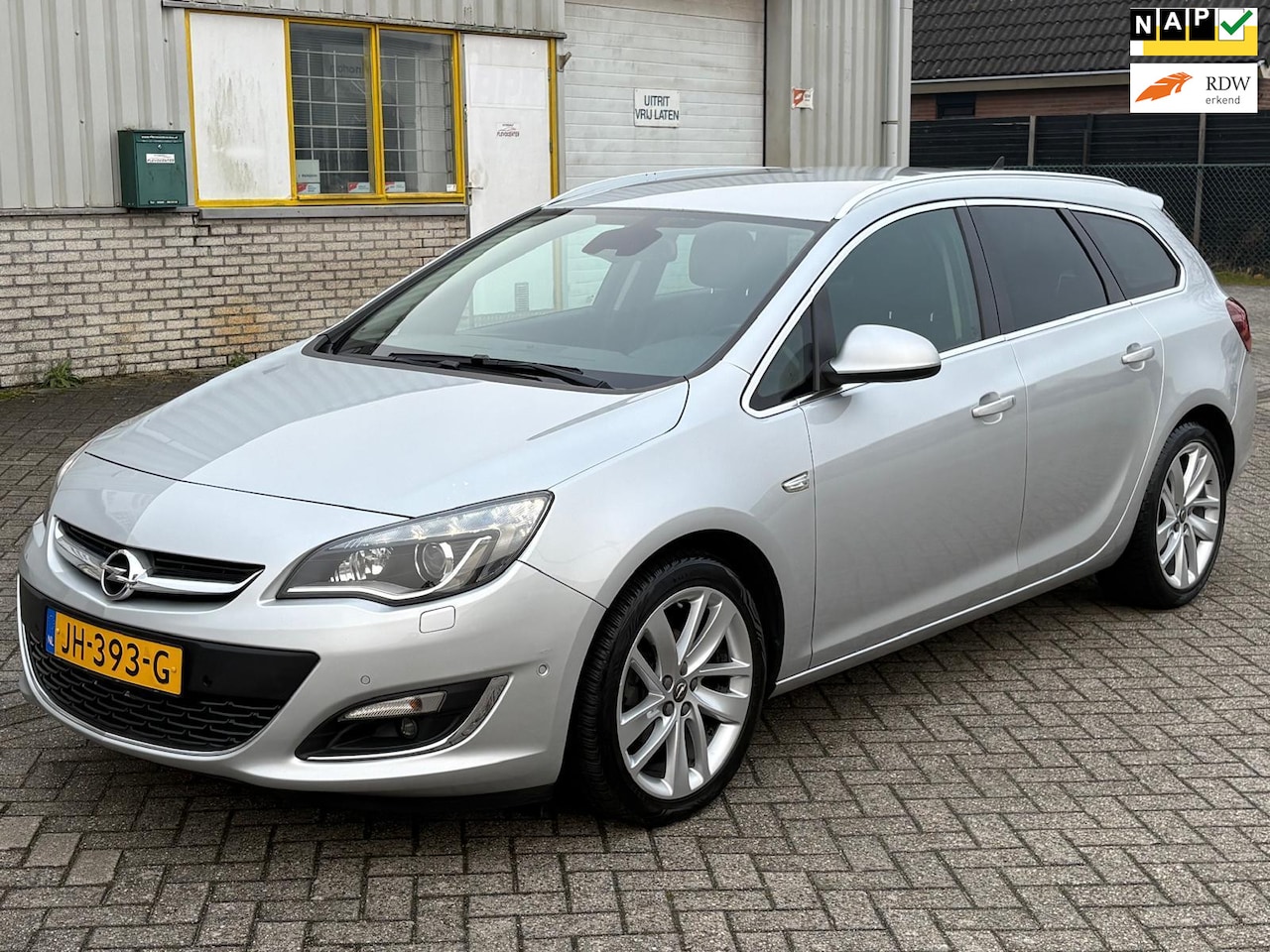 Opel Astra Sports Tourer - 1.4 TURBO 120 PK 6 BAK Bj 2016 Sport 1e Eig Weinig Km,s 93.981 Ecc Leder Navi Camera Pdc L - AutoWereld.nl