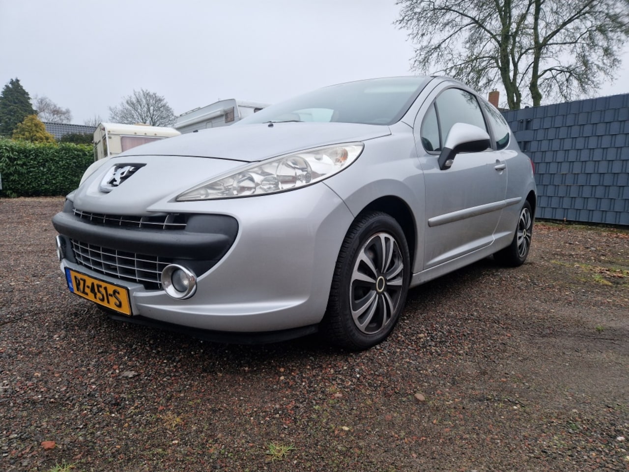 Peugeot 207 - 1.6 VTi Look / Automaat - AutoWereld.nl