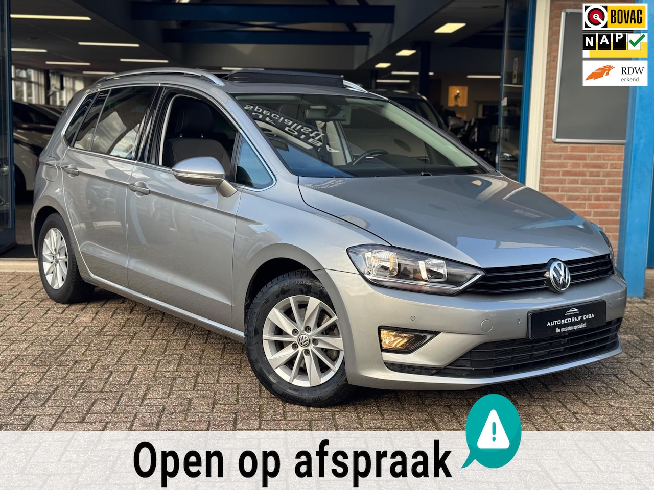 Volkswagen Golf Sportsvan - 1.4 TSI Highline AUT NAVI PANO LM - AutoWereld.nl