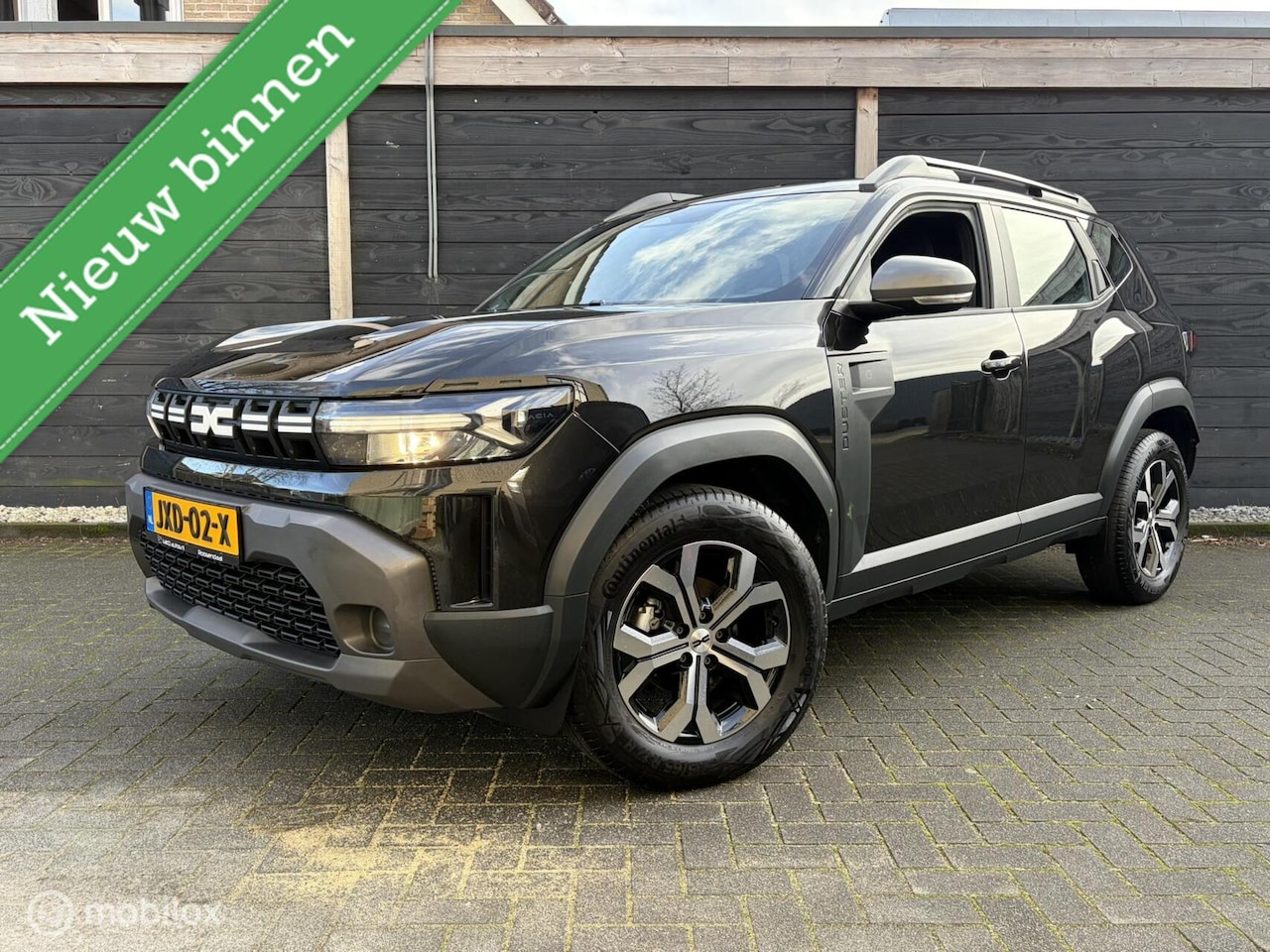 Dacia Duster - 1.2 TCe 130 PK mild hybrid Expression FM nav / 17" / Camera / 14.330 KM!!! - AutoWereld.nl