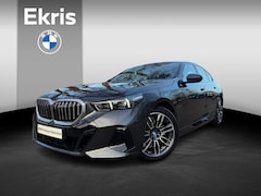 BMW 5-serie - Sedan 530e M Sportpakket | Comfort Pack | Driving Assistant Professional | Harman-Kardon s