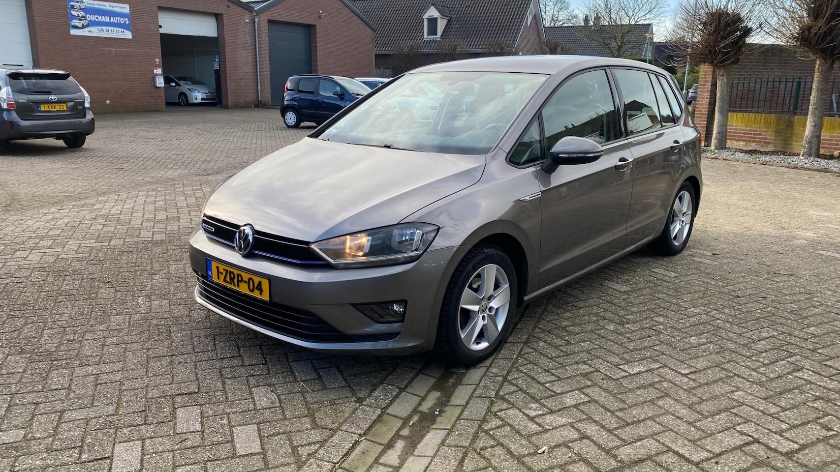 Volkswagen Golf Sportsvan - 1.6 TDI Comfortline BlueMotion 1.6 TDI Comfortline BlueMotion - AutoWereld.nl