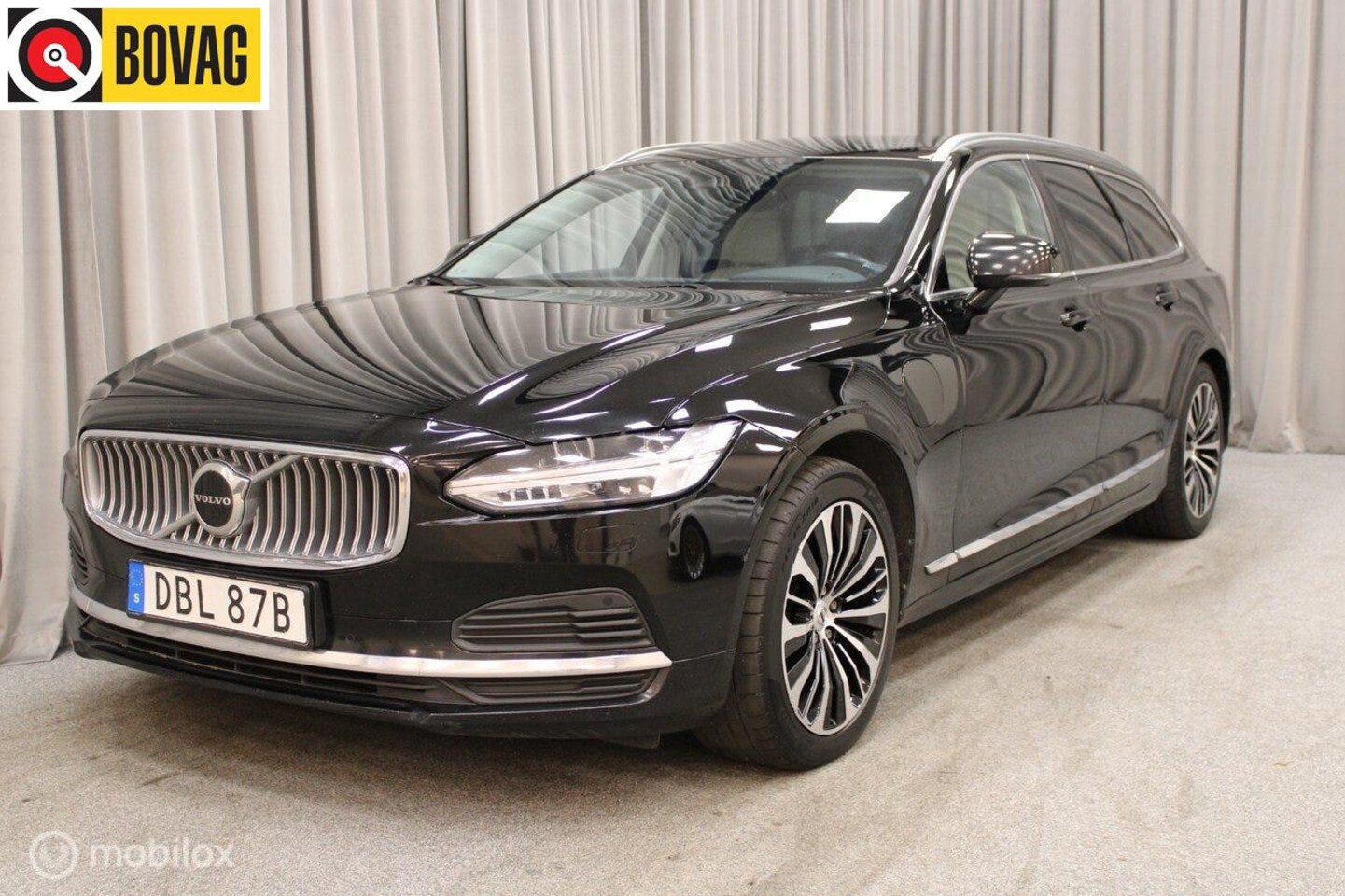 Volvo V90 - 2.0 T6 Plug-in hybrid AWD Core Bright, H/K, leer - AutoWereld.nl
