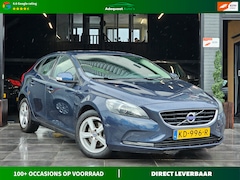 Volvo V40 - 1.6 T2 Summum Trekhaak|Stoelverw.|Cruise|APK