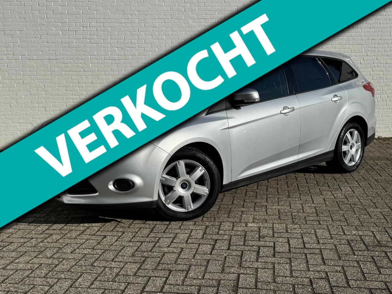Ford Focus Wagon - 1.6 TDCI ECOnetic Lease Trend Cruise control Airco Parkeersensoren achter Elek.bedienbare - AutoWereld.nl