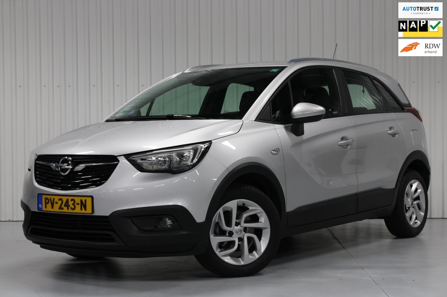 Opel Crossland X - 1.2 Turbo Online Edition 1.2 Turbo Online Edition - AutoWereld.nl