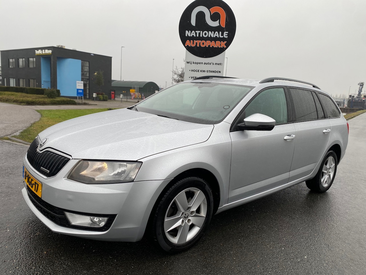 Skoda Octavia Combi - 2014 * 1.6 TDI Greenline Businessline * APK * - AutoWereld.nl