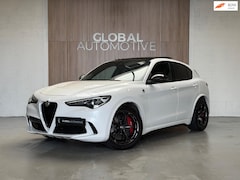 Alfa Romeo Stelvio - 2.9 V6 AWD Quadrifoglio - KERAMISCH - SCHUIFDAK - SCHAALSTOELEN