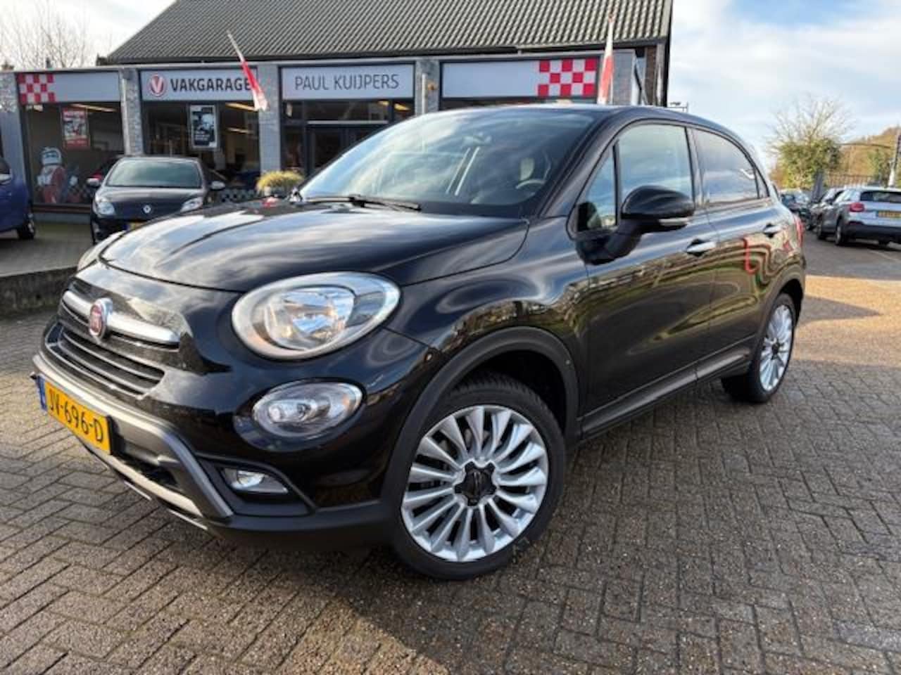 Fiat 500 X - 1.4 Turbo 140 pk Lounge AUTOMAAT *leder + panoramadak + navi* - AutoWereld.nl