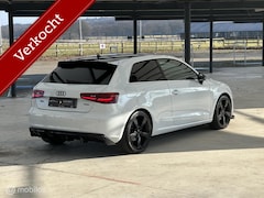 Audi A3 - 1.4 TFSI Pro Line S CARPLAY/STL.VRW/CRUISE/CLIMA/18