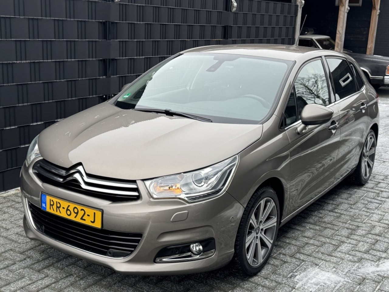 Citroën C4 - 1.2 PureT.Feel Coll. LEER| CLIMA| NAVI| MASSAGE| XENON - AutoWereld.nl