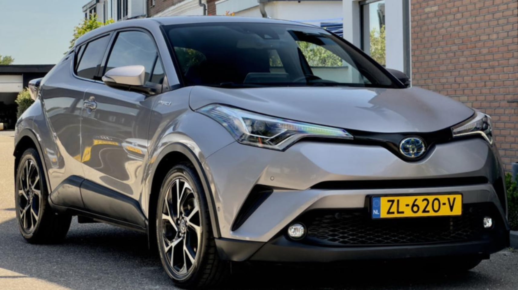 Toyota C-HR - 1.8 Hybrid Business Intro AUTOMAAT | 2019 - AutoWereld.nl