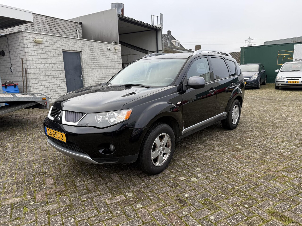 Mitsubishi Outlander - 2.4 Intro Edition 2WD | HANDELSPRIJS | EXPORT - AutoWereld.nl