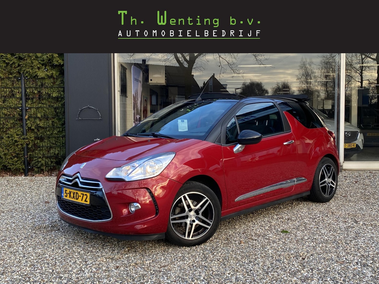 Citroën DS3 Cabrio - 1.2 VTi Chic | Cruise Control | Airco | Boorcomputer |  Parkeersensoren | Lage Tellerstand - AutoWereld.nl