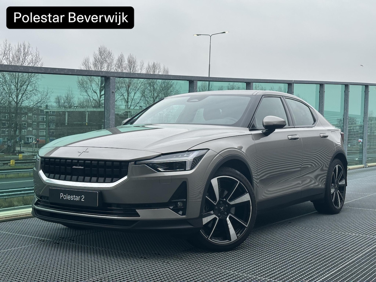 Polestar 2 - Long Range Dual Motor Launch Edition 78kWh / Pano. dak / Harman Kardon / Elek. verstelbare - AutoWereld.nl