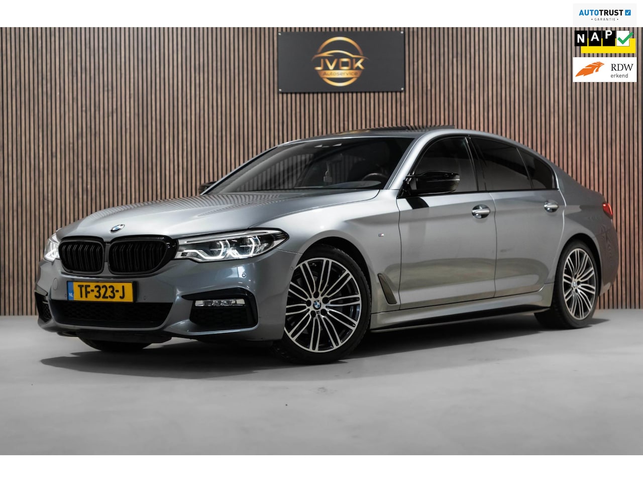 BMW 5-serie - 520i M Sport LED CAMRERA LEDER HARMAN KARDON FULL - AutoWereld.nl