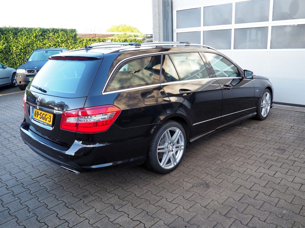 Mercedes-Benz E-klasse Estate - 350 CGI Avantgarde SCHUIFD. TREKH. XENON STOELVERW.