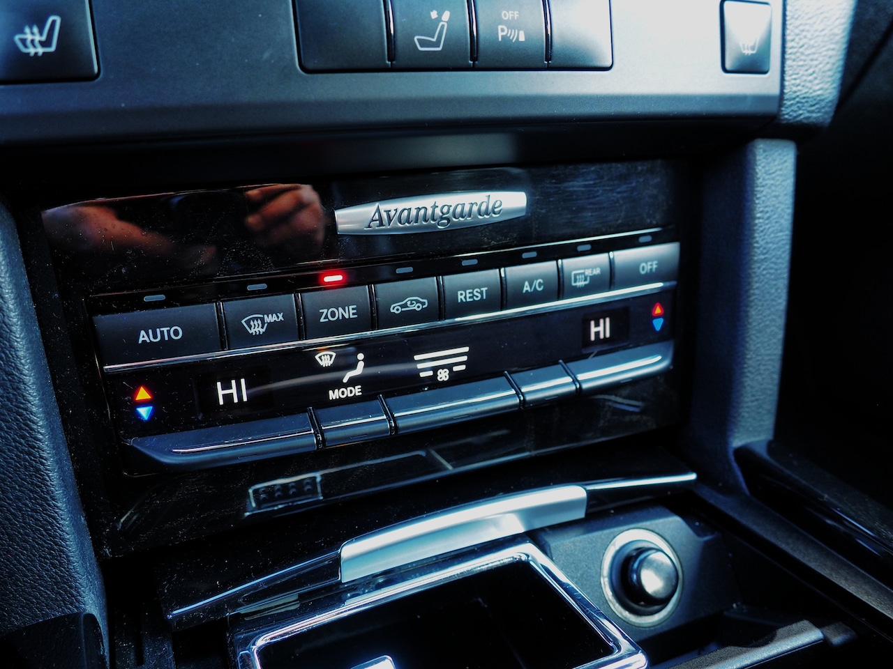 Mercedes-Benz E-klasse Estate - 350 CGI Avantgarde SCHUIFD. TREKH. XENON STOELVERW.