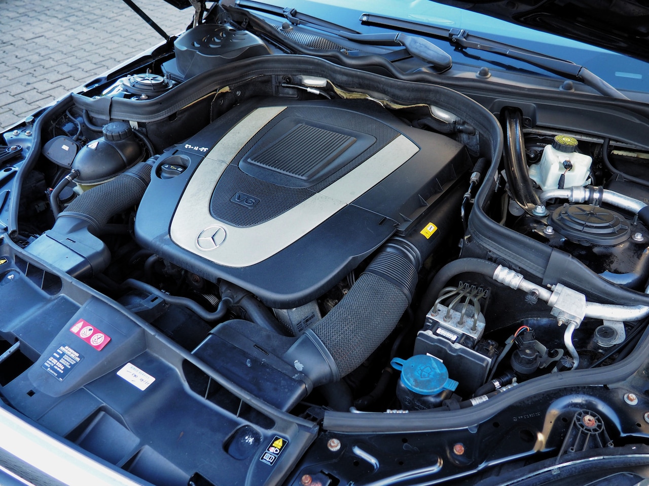 Mercedes-Benz E-klasse Estate - 350 CGI Avantgarde SCHUIFD. TREKH. XENON STOELVERW.