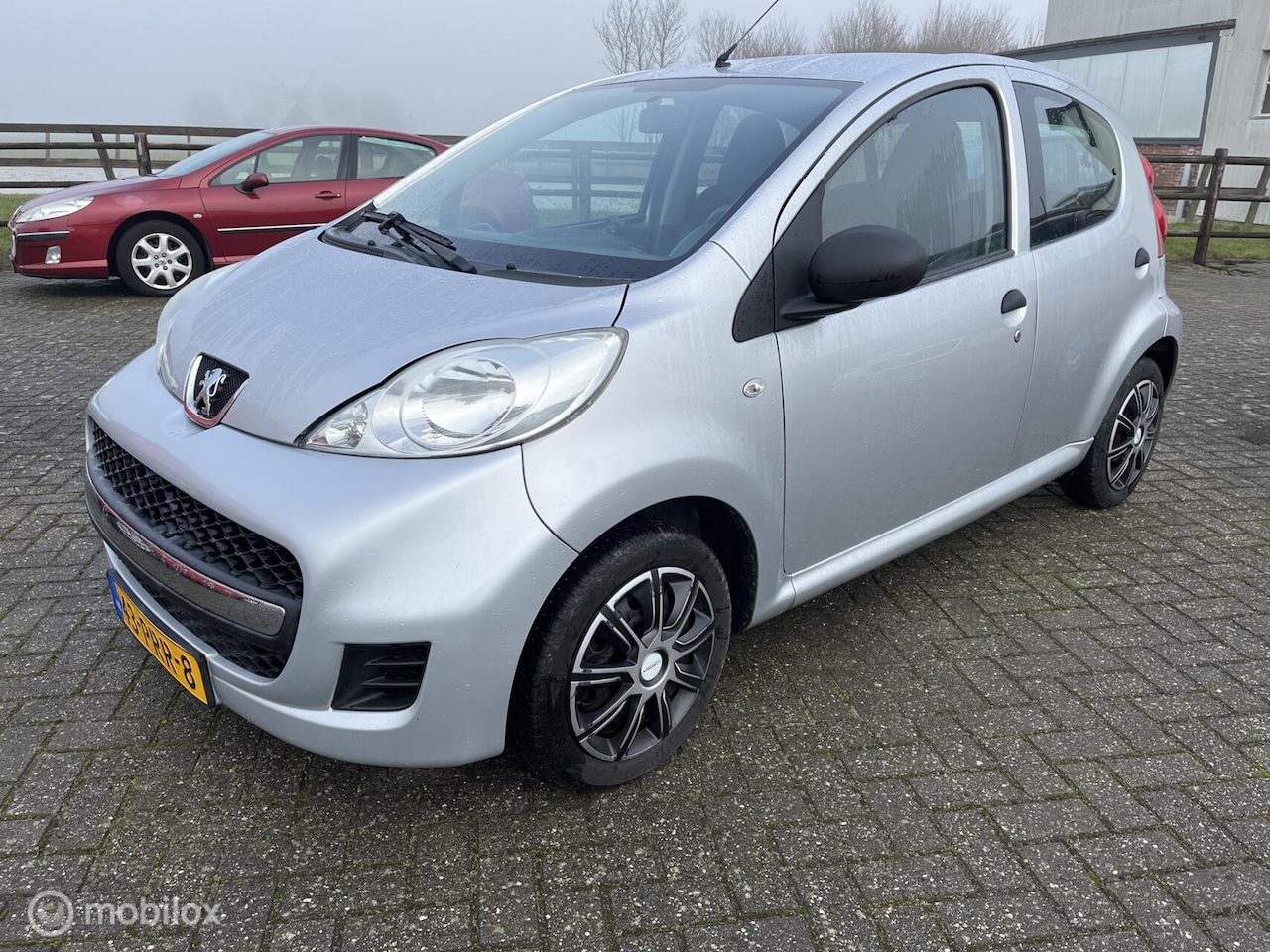 Peugeot 107 - 1.0-12V XR 1.0-12V XR - AutoWereld.nl