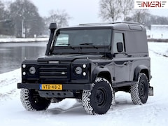 Land Rover Defender - 2.5 Td5 90’ | Keurig | Zwarte Accenten | Grijskenteken
