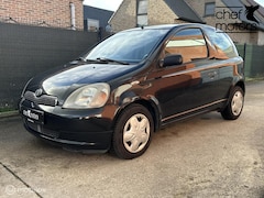 Toyota Yaris - 1.0 Benzine|Bordcomp.|Gekeurd|Garantie