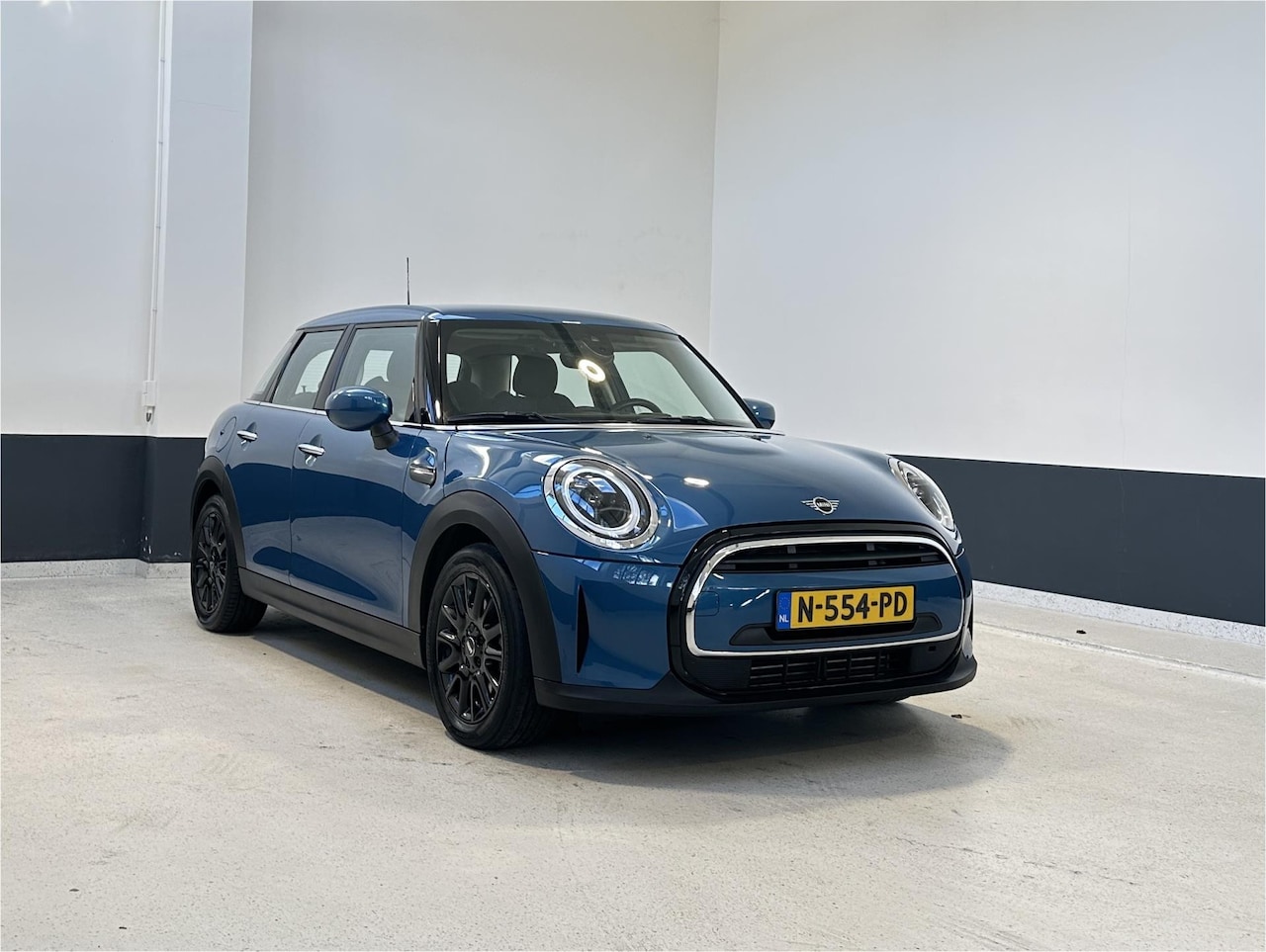 MINI One - Mini 1.5 Business Edition Automaat | Navigatie | Bluetooth | NL | 1 Eig| - AutoWereld.nl