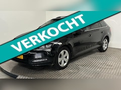Skoda Superb Combi - 1.5 TSI ACT Business Edition benzine automaat navigatie parkeersensoren carplay android ca
