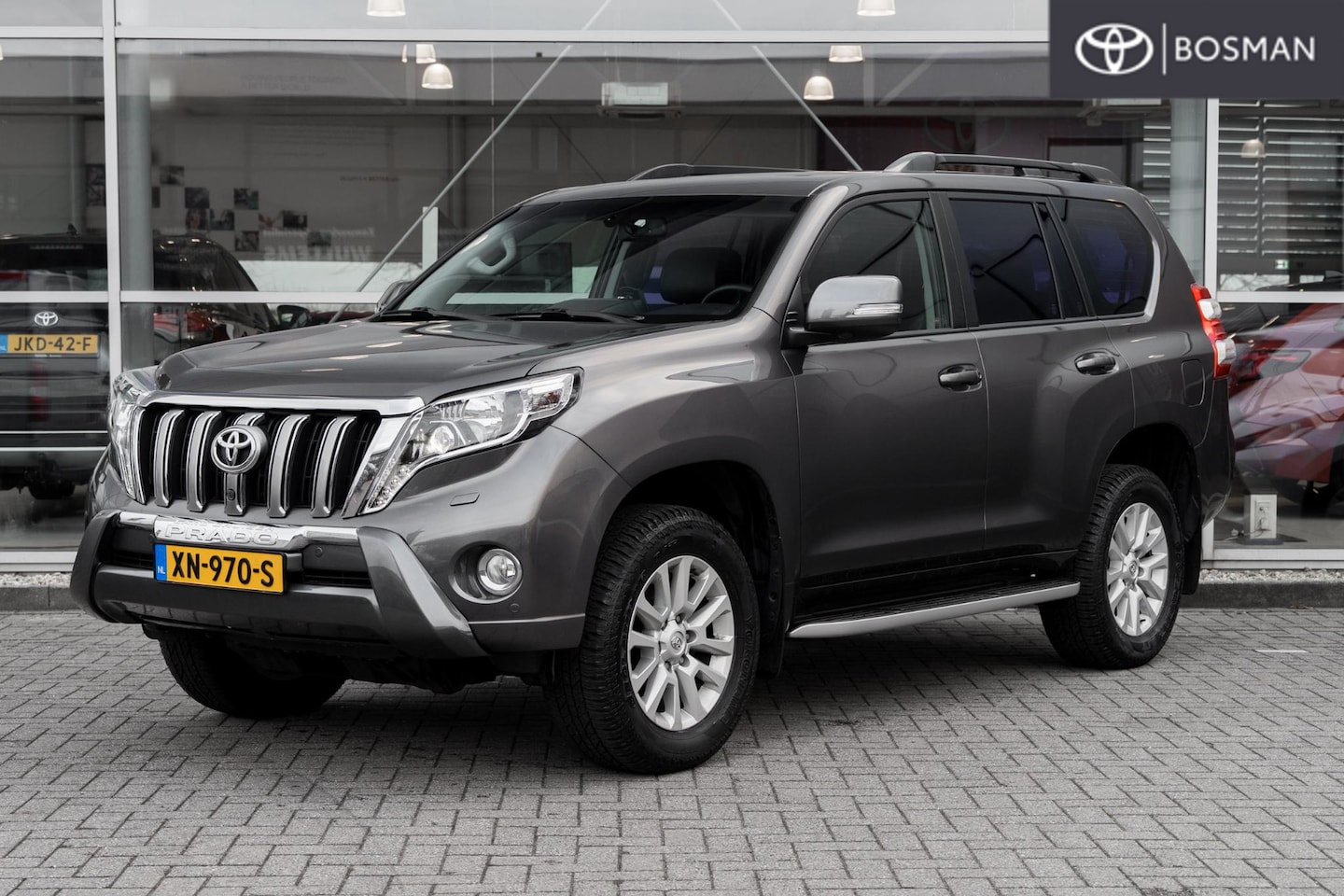 Toyota Land Cruiser - 3.0 D-4D Executive 7p. 3.0 D-4D Executive 7p. - AutoWereld.nl