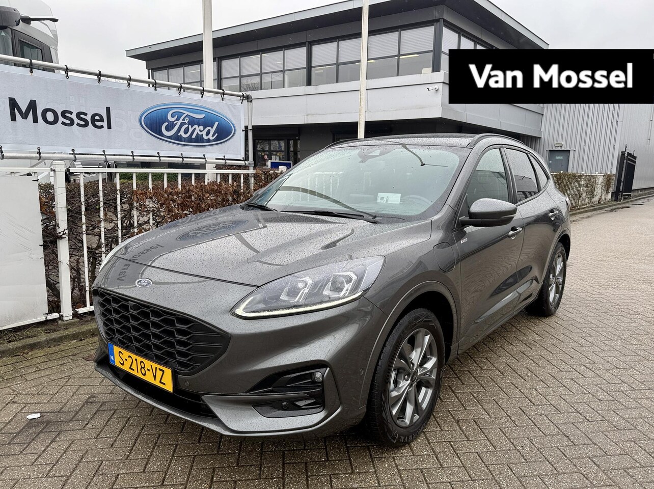 Ford Kuga - 2.5 PHEV ST-Line X Head-Up display | elektrische Trekhaak | Panorama Dak | Winterpack - AutoWereld.nl
