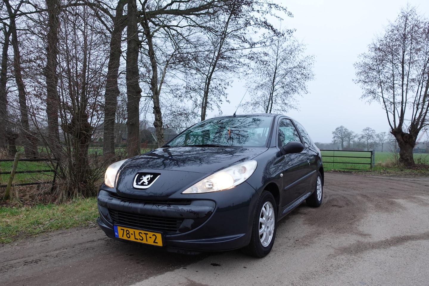 Peugeot 206 - 1.1 XR | Trekhaak | NAP | NL Auto | - AutoWereld.nl