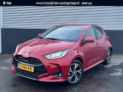 Toyota Yaris - 1.5 Hybrid 115 First Edition 1e eign. NL-auto, LMV, LED, Navigatie, Achteruitrijcamera, Pr