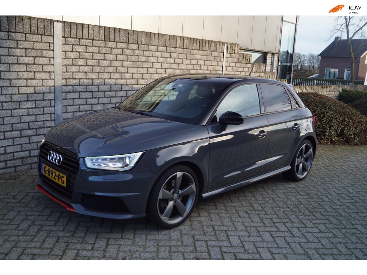 Audi A1 Sportback - 1.8 TFSI Sport Pro Line S Autom Leder/Alcantara Sportst Stoelverw Navi Camera Xenon Clima - AutoWereld.nl