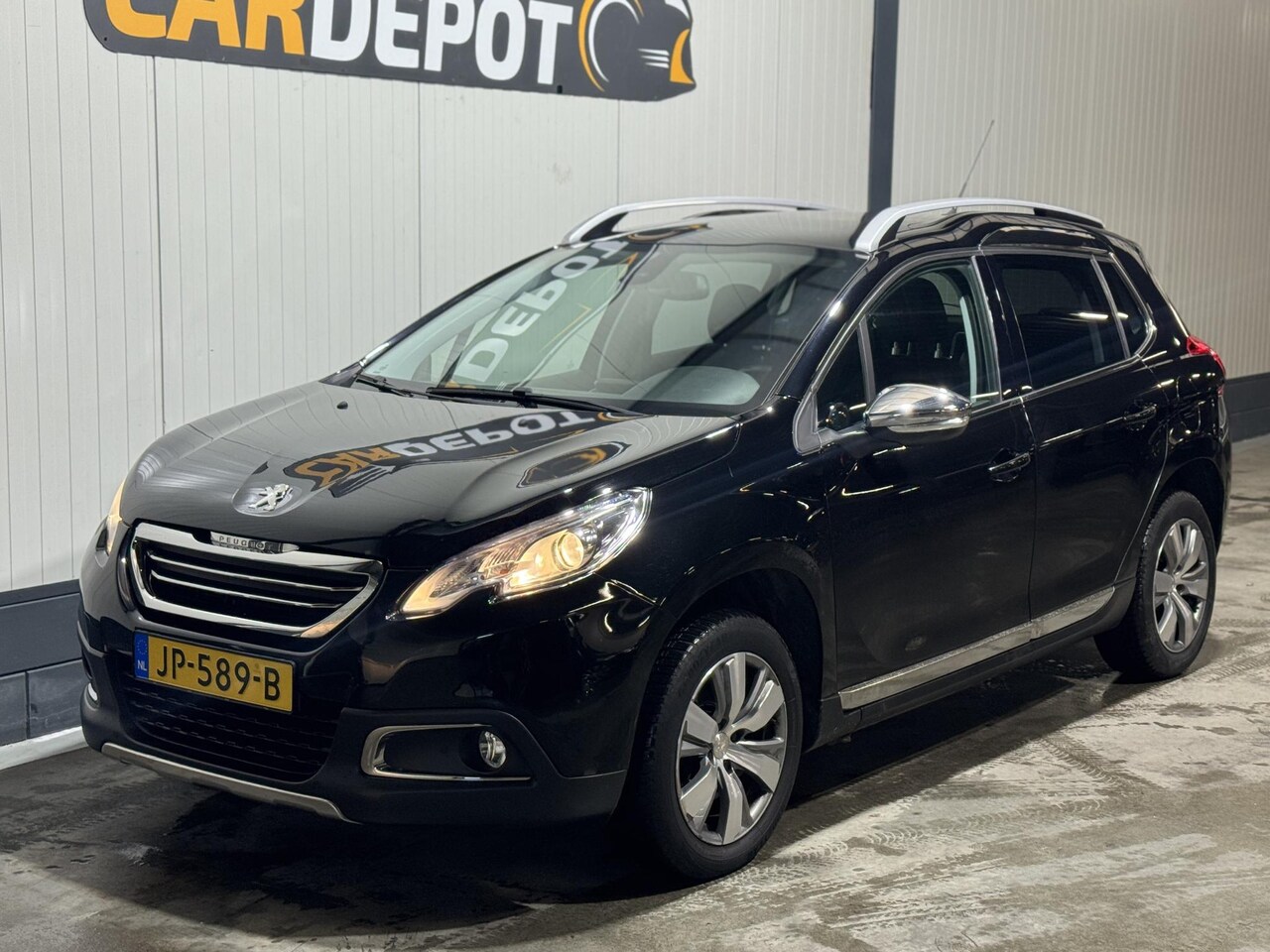 Peugeot 2008 - 1.2 PureTech Allure Automaat Pano Super Netjes - AutoWereld.nl