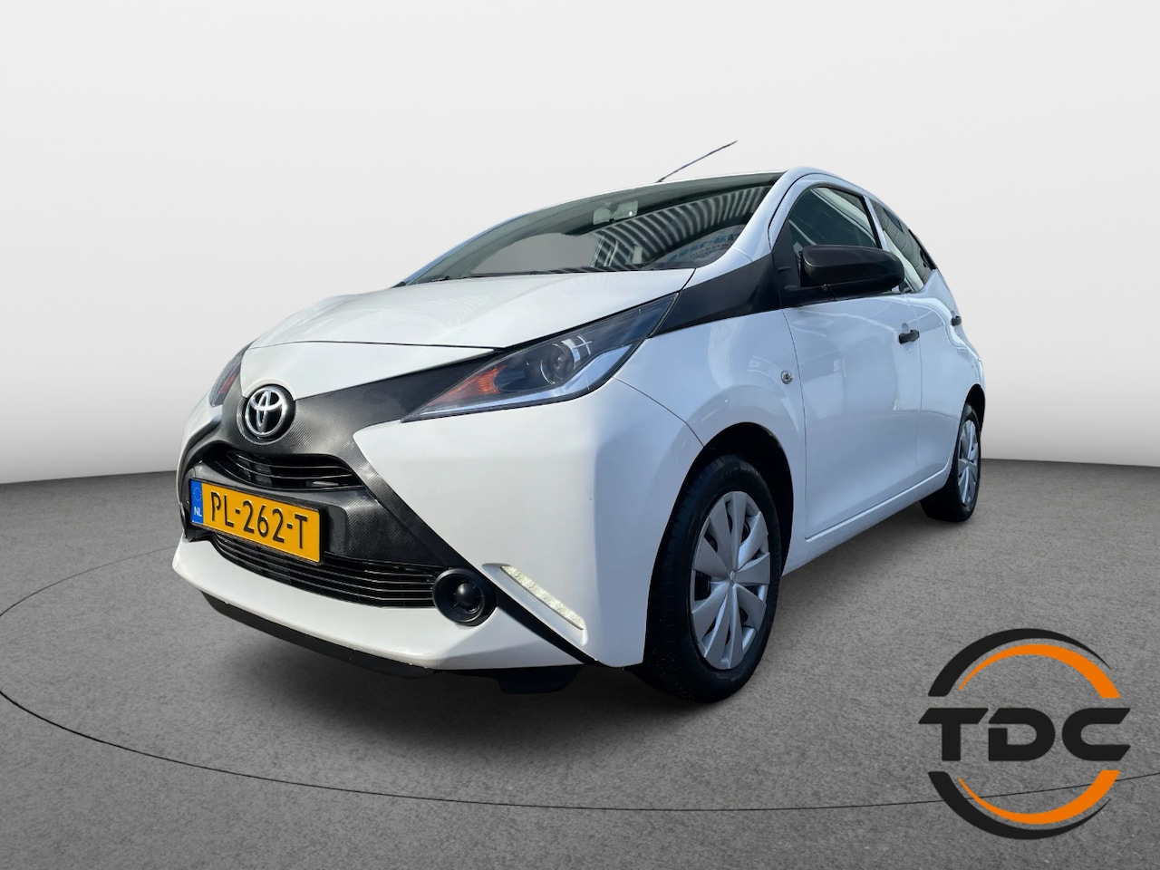 Toyota Aygo - 1.0 VVT-i x-fun AIRCO BLUETOOTH NAP 32869 KM - AutoWereld.nl
