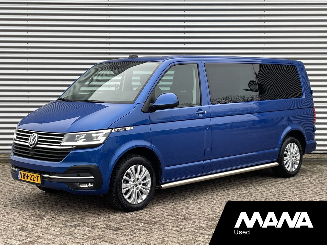 Volkswagen Transporter - 2.0TDI 150PK L2H1 DC BULLI Automaat Adaptive cruise LED Alcantara Camera Trekhaak - AutoWereld.nl