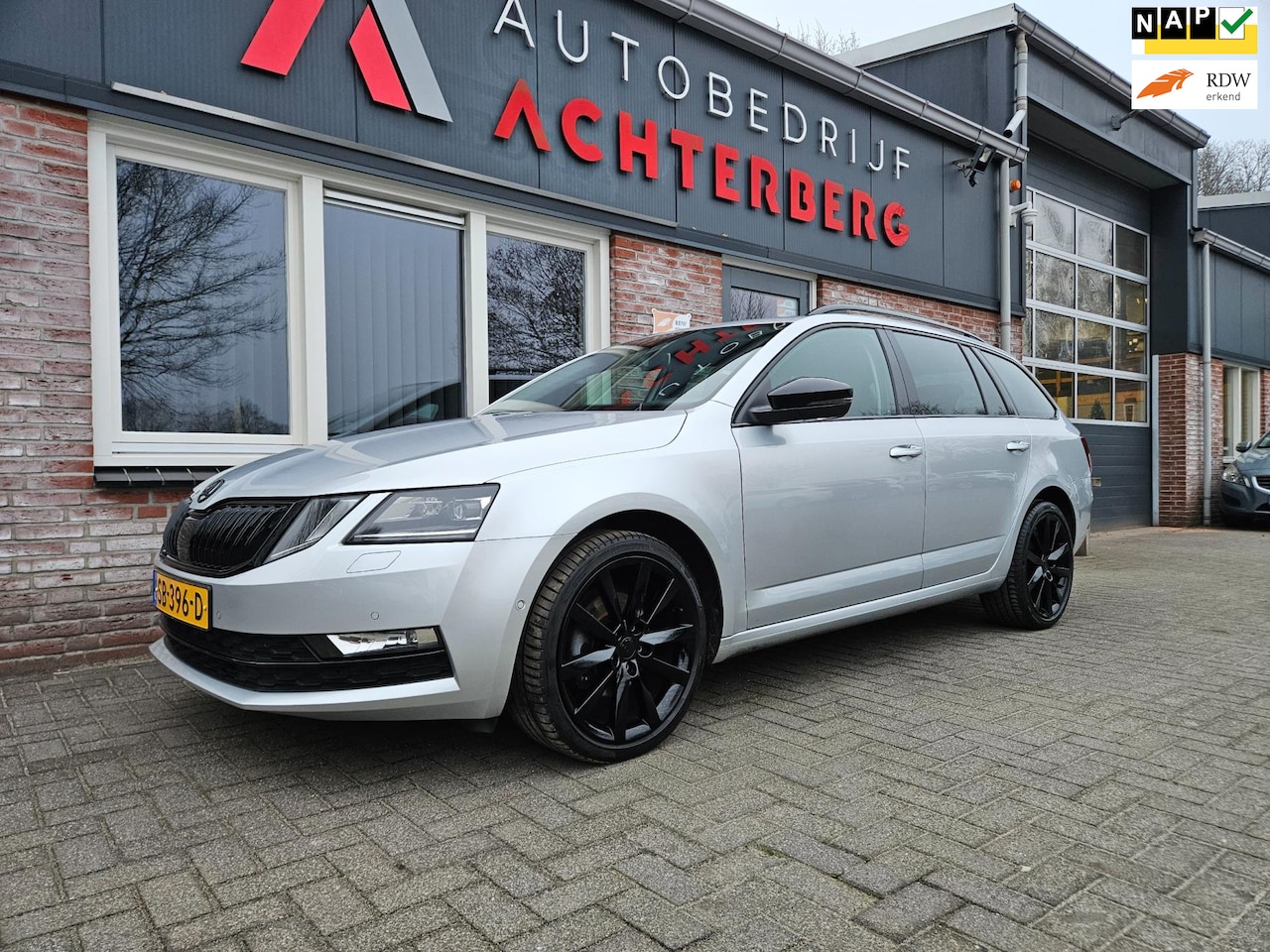 Skoda Octavia Combi - 1.0 TSI Greentech Style Business Automaat! Carplay! Camera! Navigatie! Nette/Mooie Auto! - AutoWereld.nl